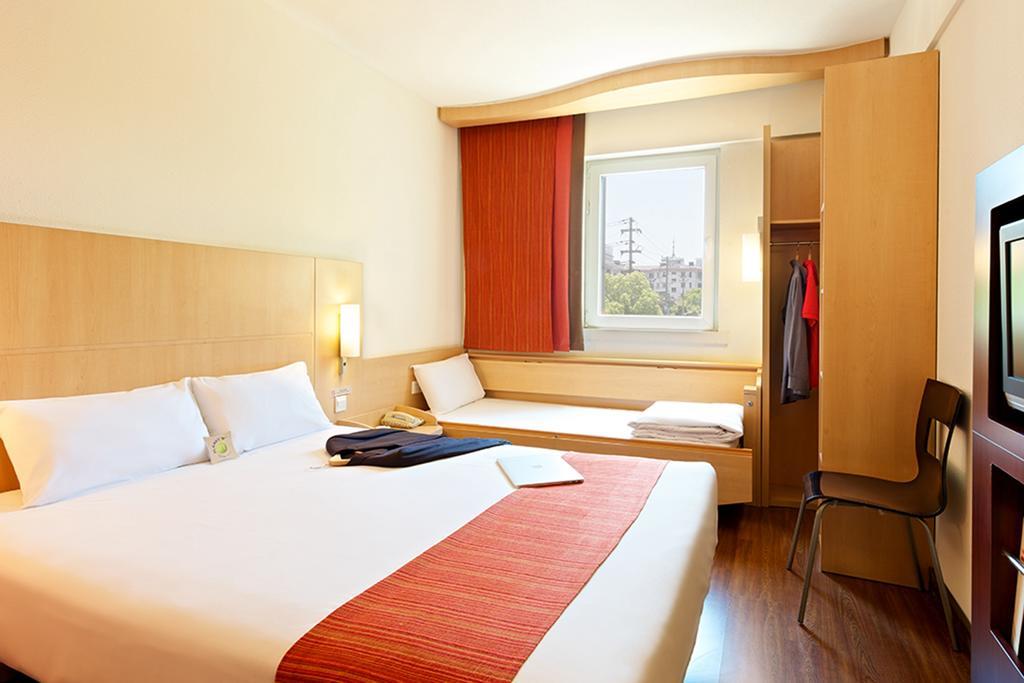 Ibis Leshan City Center Extérieur photo